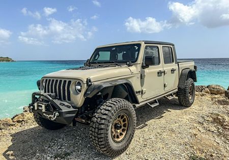 JEEP WRANGLER GLADIATOR GOLD Special Edition | 4x4 pick-up Curacao