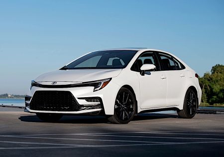 TOYOTA Carolla ( 2026 )
