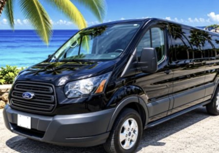 FORD TRANSIT VAN (12 SEATER)